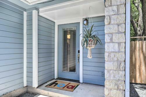 Retreat With Deck And Yard 4 Mi To Dtwn Austin!