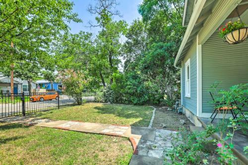 Casa Clay Texas Retreat Less Than 5 Mi To Downtown!