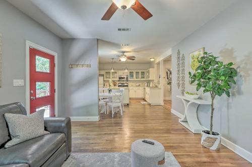 Central And Cozy Austin Abode About 2 Mi To Dtwn!