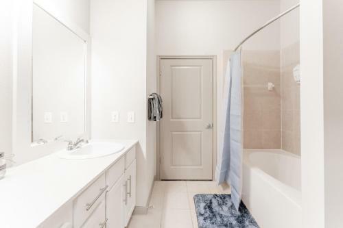 Apartamento Vivant - 2br - Spacious King Beds Suite Close To Downtown