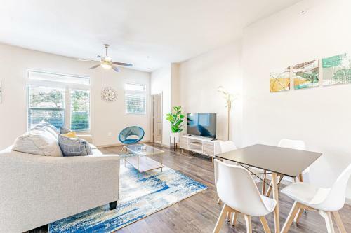 Apartamento Vivant - 2br - Spacious King Beds Suite Close To Downtown