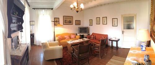 Agroturismo Fattoria Di Camporomano