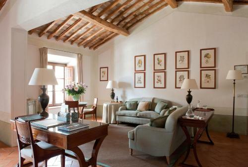 Hotel Castello Banfi - Il Borgo