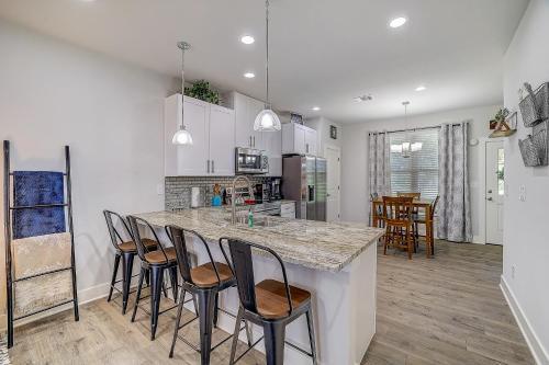Hogan Circle Condo #15