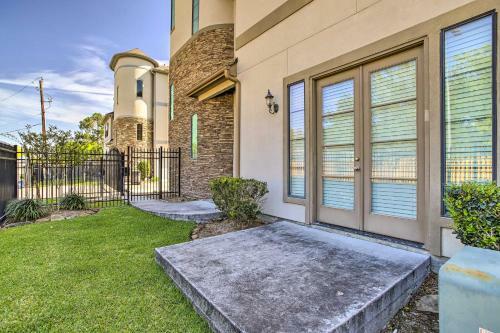 Spacious Houston Townhouse About 17 Mi To Dtwn!