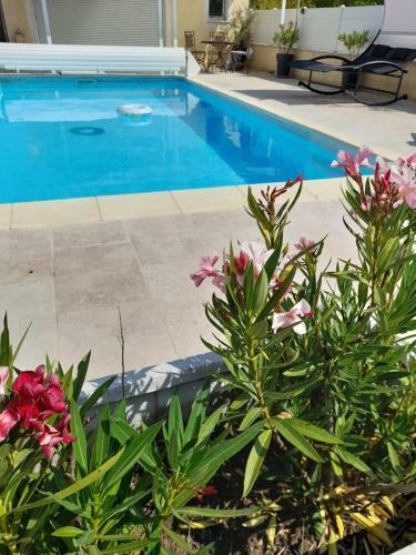 Studio Meubl� Avec Piscine