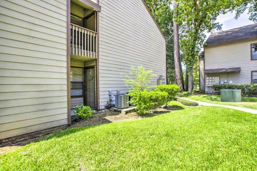 Apartamento Walden Golf Course Condo Near Lake Conroe!