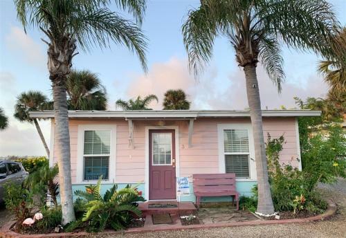 Coastal Cutie - Little Bay Cottage #3