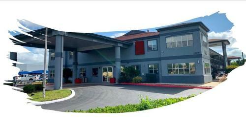 Hotel Fiesta Inn & Suites