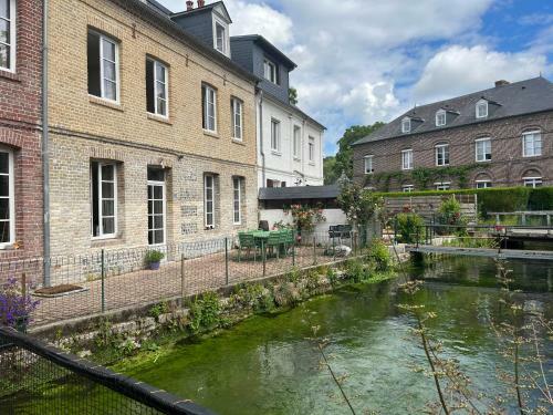 New ! Maison Normande En Bord De Rivi�re