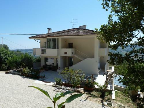 Domus Petrae Bed & Breakfast