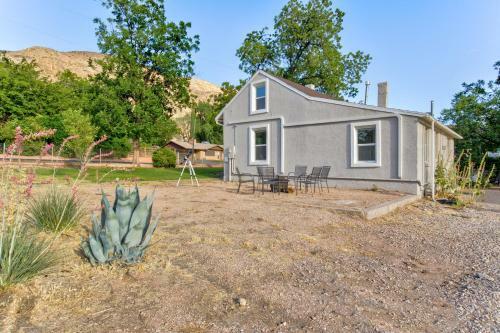 Modern Zion Farmhouse With Jacuzzi Swim Spa, Rv Space