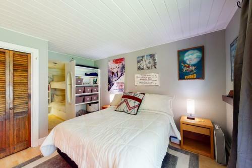 Center Village #203