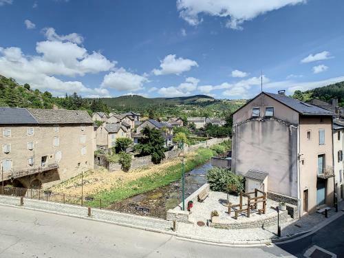 Meyrueis Maison De Village Avec Terrasse