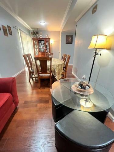 Luxury Two Br Apartment Near Oldhouse Vineyard, Va