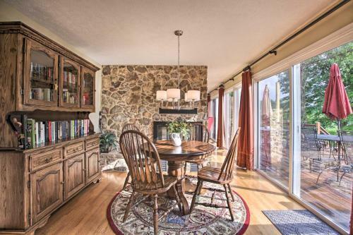 Modern Hiwassee Retreat With Mtn Views And Dock Access