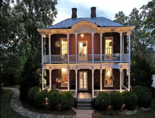 Red Hill Bed And Breakfast