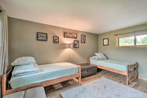 Bright And Airy Home With Sweeping View And Hot Tub