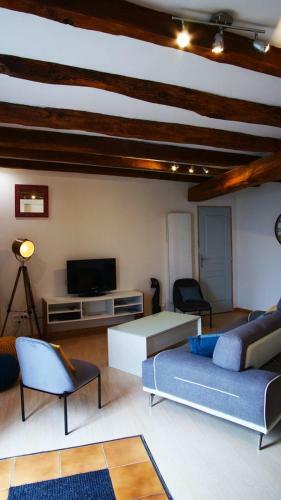 Les N�nufars De La Chalette - Superbe Maison De Campagne