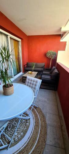 Apartamento Appartement Avec Terrasse, Parking Et Proche Tramway