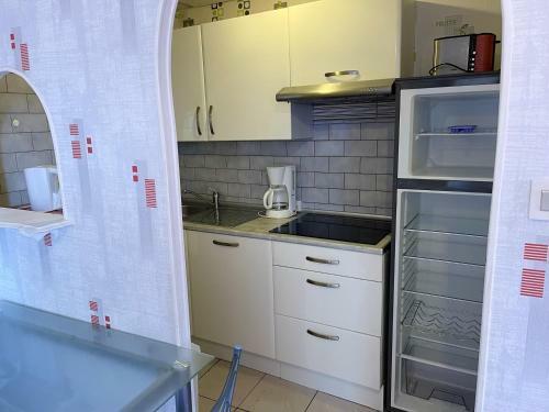 Apartamento Studio Avec Terrasse Amenagee Et Wifi A Neris Les Bains