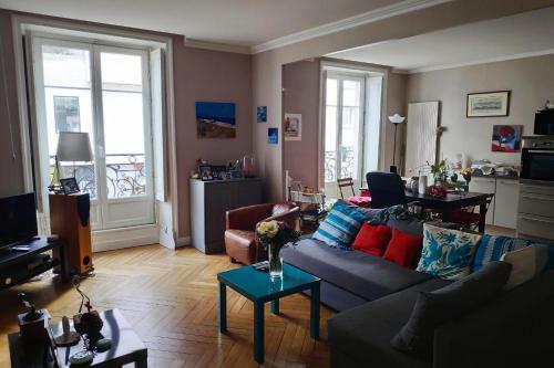 Apartamento Nice And Spacious T3 Near The Place Royale
