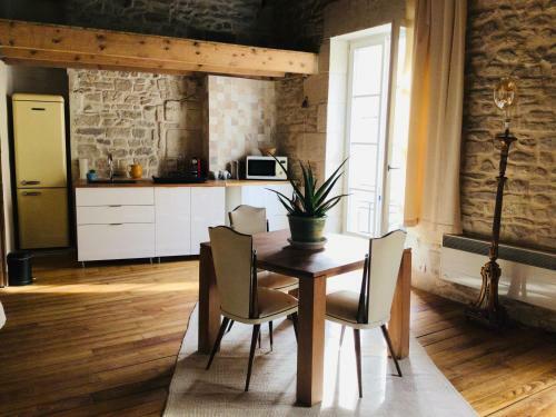 Apartamento L?authentique Situ� � 10 M Des Ar�nes de N�mes
