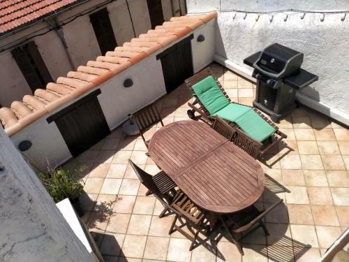 Jolie Maison de Village Avec Terrasse Trop�zienne.