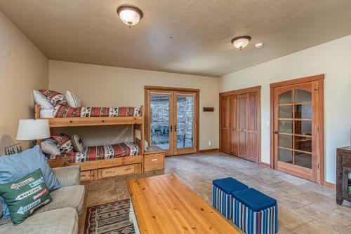 Elkpoint - Unit 5