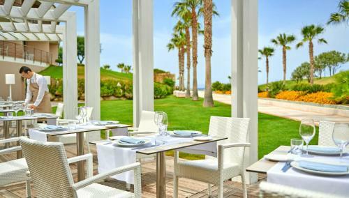 Hotel Capovaticano Resort Thalasso And Spa - Mgallery Collection