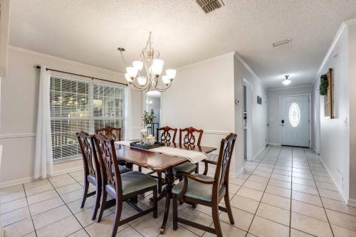 Bermuda Drive Abode