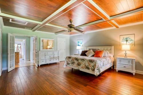 Resort Style Villa Near St Johns River Main House
