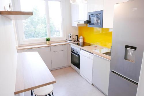Apartamento Apparthotel * Quartier Calme * Lumineux *parkg