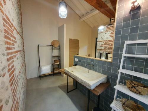 Superbe B�tisse de Caract�re, Coeur de Ville