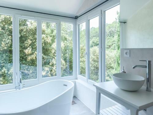 Serene Holiday Home In Pignans With Private Pool