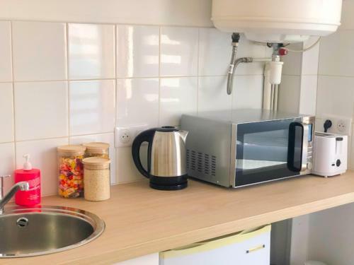 Reims : Recently Refurbished Apartment Close To Town Center