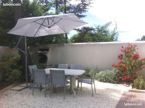 Maison Jardin Au Calme Sur La �le de R�
