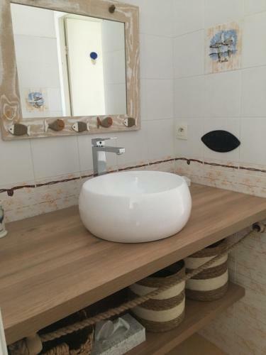 Maison Jardin Au Calme Sur La �le de R�