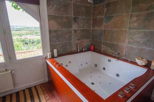 Villa Avec Vue Et Piscine � Moins D'1h De Paris