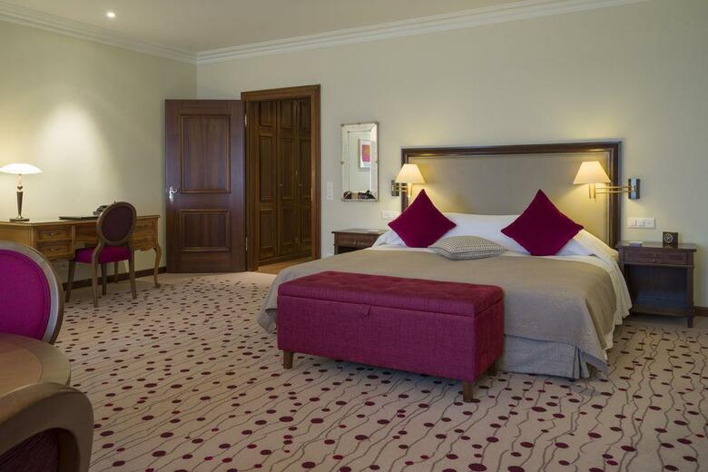 Hotel Suvretta House