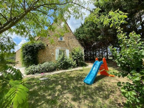 Beautiful 4 Bedroom Country Cottage Sleeps 7