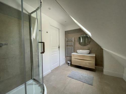 Beautiful 4 Bedroom Country Cottage Sleeps 7