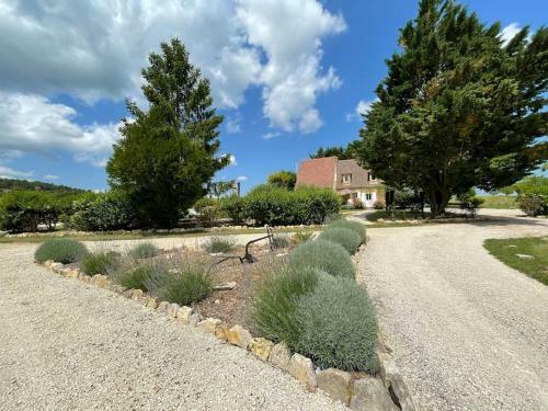 Beautiful 4 Bedroom Country Cottage Sleeps 7
