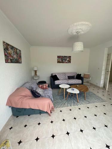 Villa R�nov�e Saint Cyr Sur Mer � 200m de La Plage