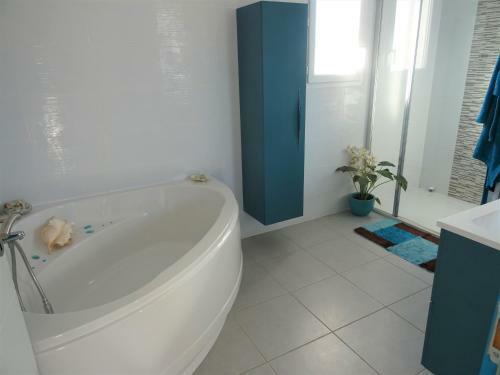 Villa Avec Piscine Proche Perpignan Et Plages