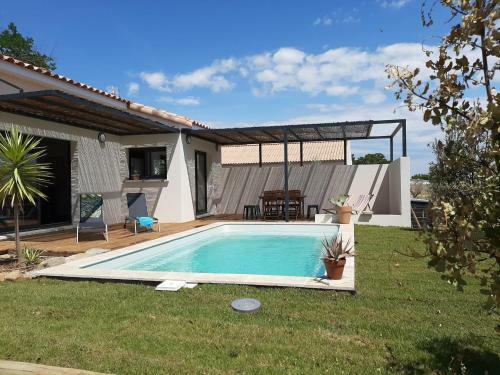 Inviting Villa In Sainte Valiere With Private Pool