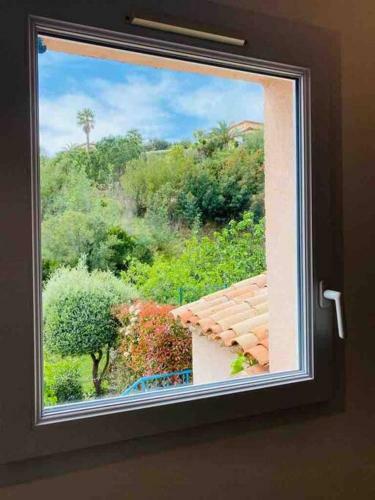 Behagliches Reihenendhaus Mit Sch�ner Terrasse
