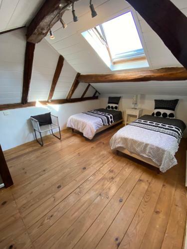 Maison En Pierre � La Campagne En P�rigord Dordogne