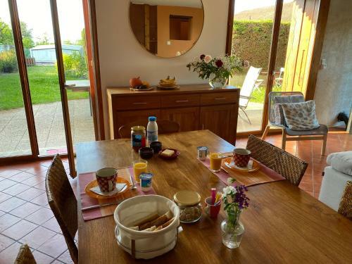 Grange R�nov�e Avec Piscine - Vue Montagne