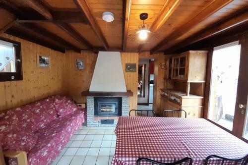 Wooden House With Garden And Terace !